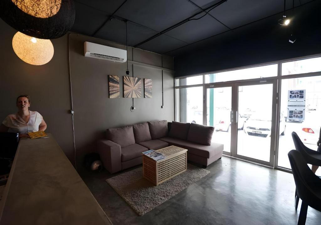 Koptel Budget Hotel Kuching Exterior photo